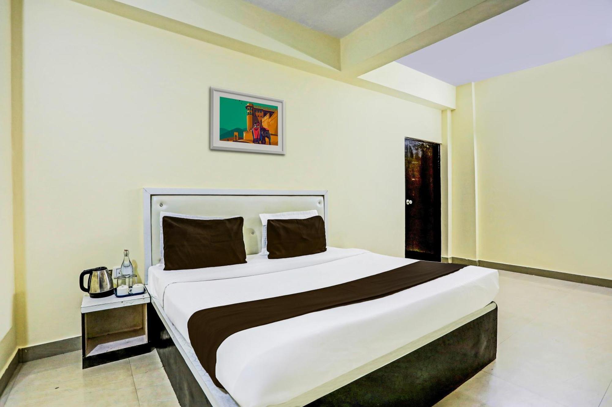 Super Hotel O Hyderabad Gate Iit Bhu Kakarmatha Zewnętrze zdjęcie