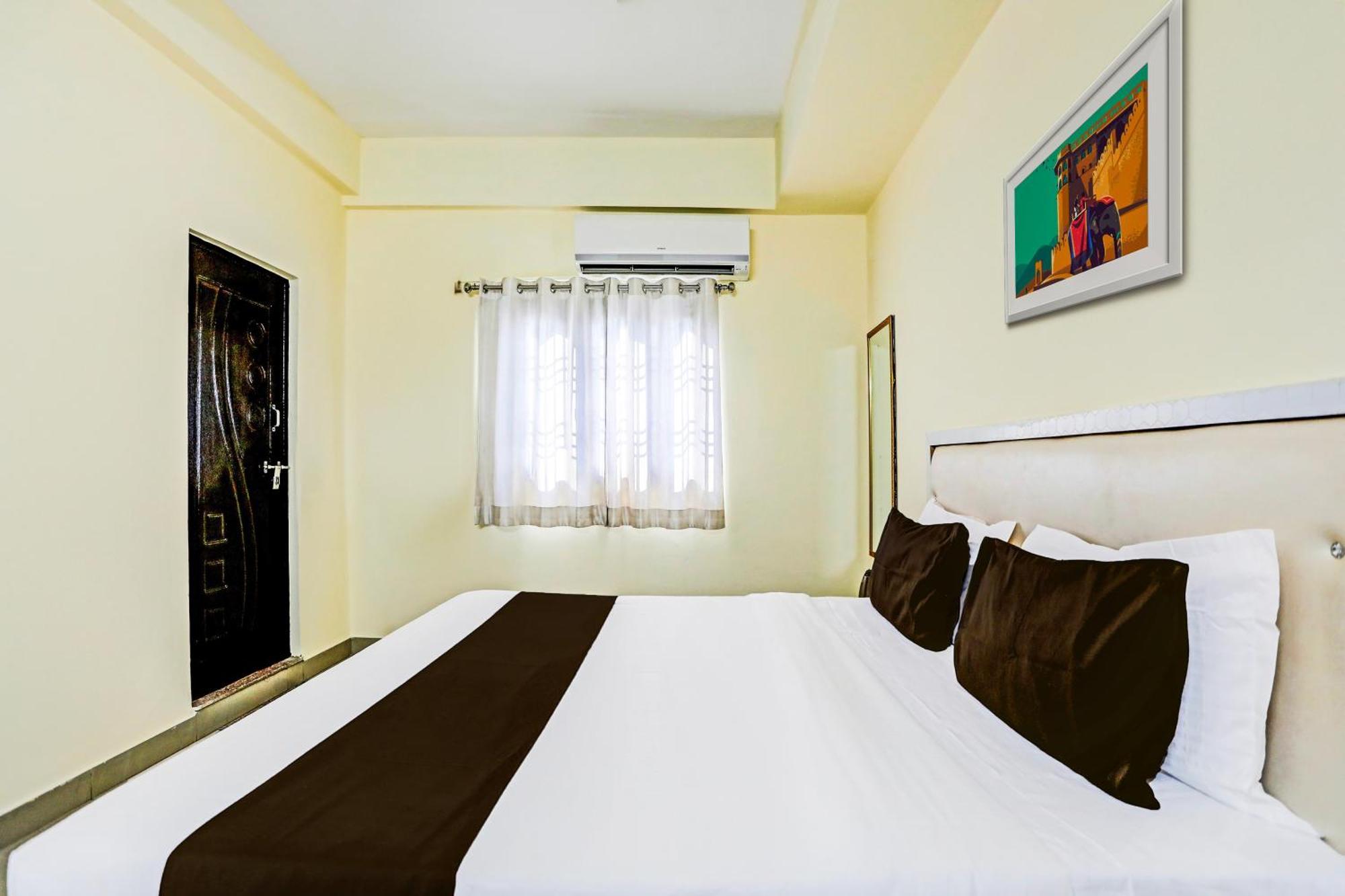 Super Hotel O Hyderabad Gate Iit Bhu Kakarmatha Zewnętrze zdjęcie