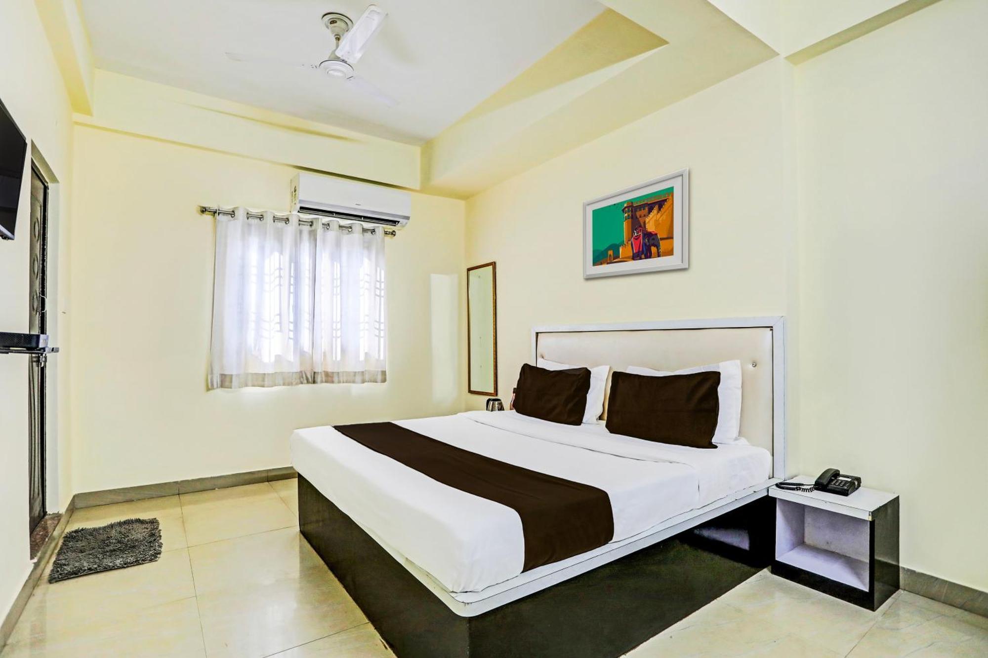 Super Hotel O Hyderabad Gate Iit Bhu Kakarmatha Zewnętrze zdjęcie