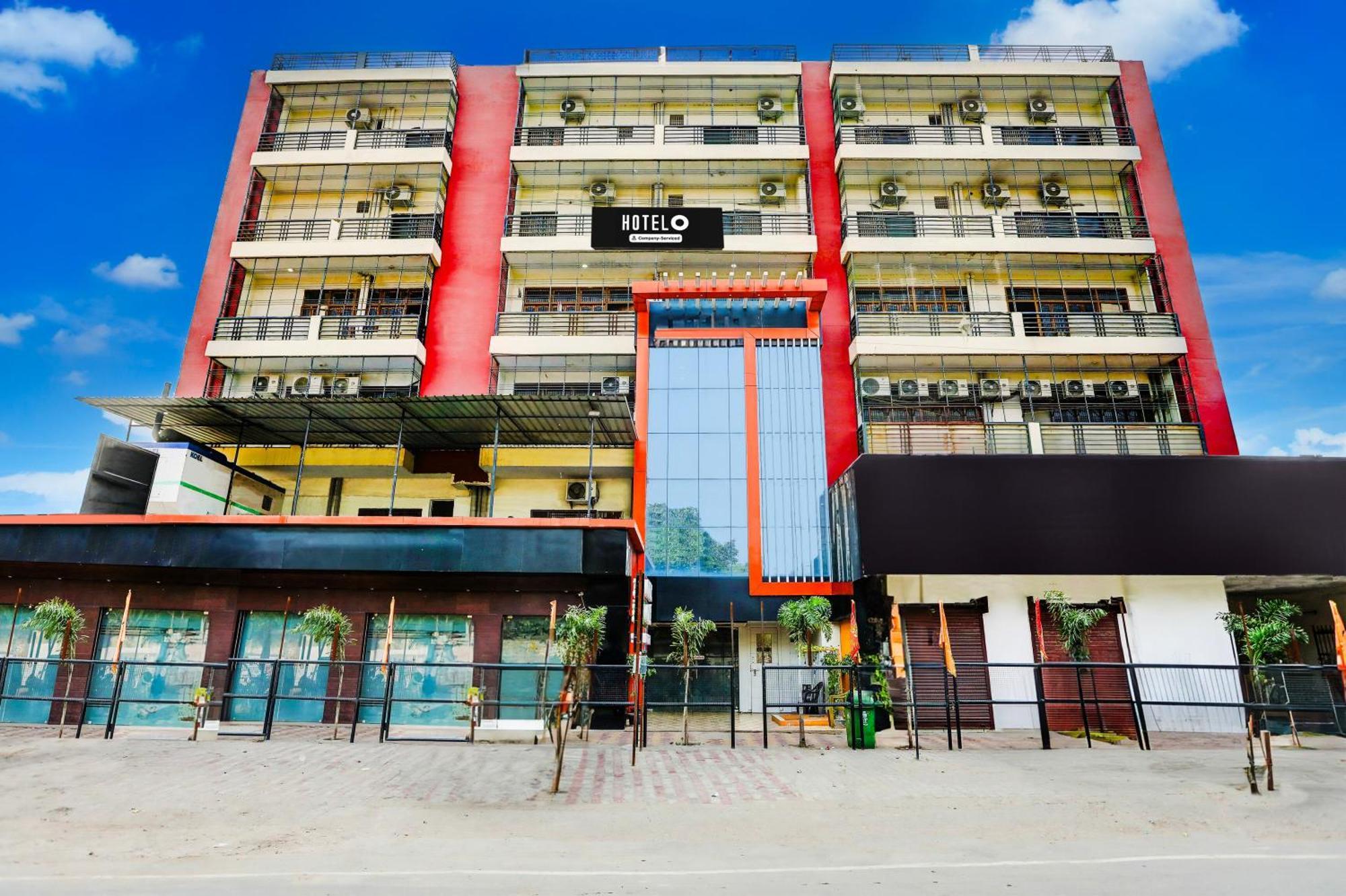 Super Hotel O Hyderabad Gate Iit Bhu Kakarmatha Zewnętrze zdjęcie
